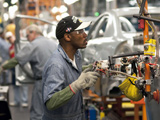 Booming Sales Put Detroit Automakers on Hiring Spree