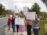 Harford Teachers Picket Over Stagnant Salaries And Additional Work Day