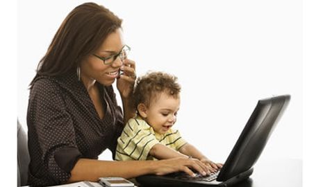 New Study: Mothers Who Work Full-Time Are Healthier